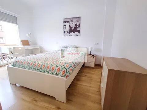 Pis de 130 m² a Oviedo