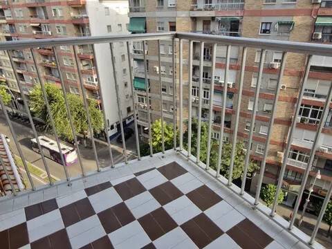 Pis de 95 m² a Jaén