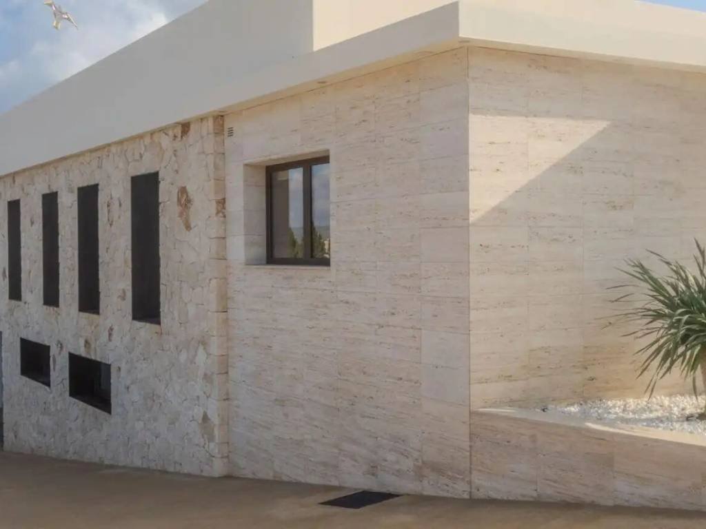 Casa de 260 m² en Muro