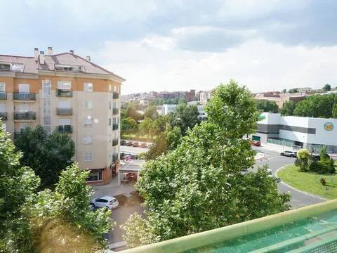 Habitación 121 m², Ávila