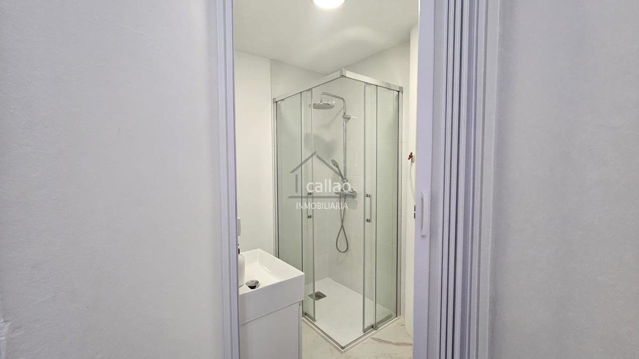 Zimmer 99 m², Ferrol