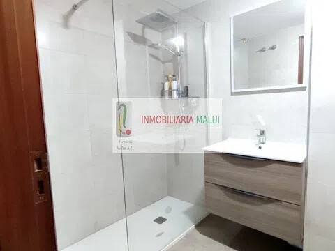 Piso de 100 m² en Oviedo