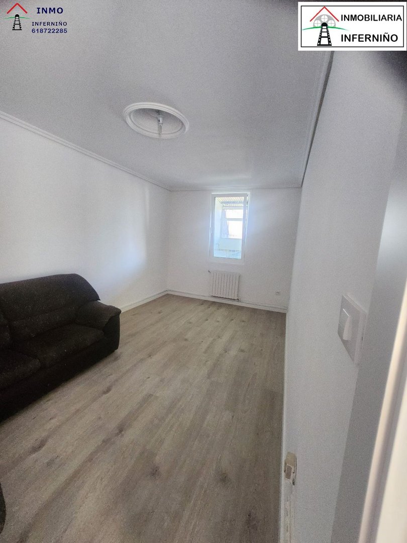 Piso de 170 m² en Narón