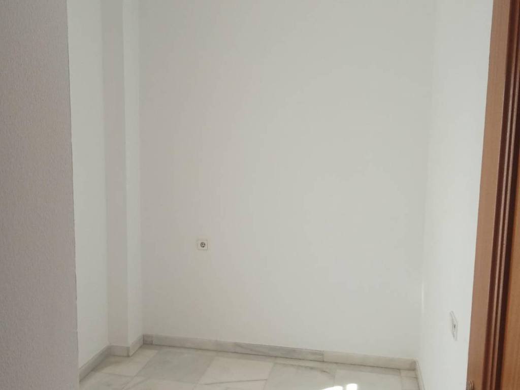 Pis de 75 m² a Còrdova