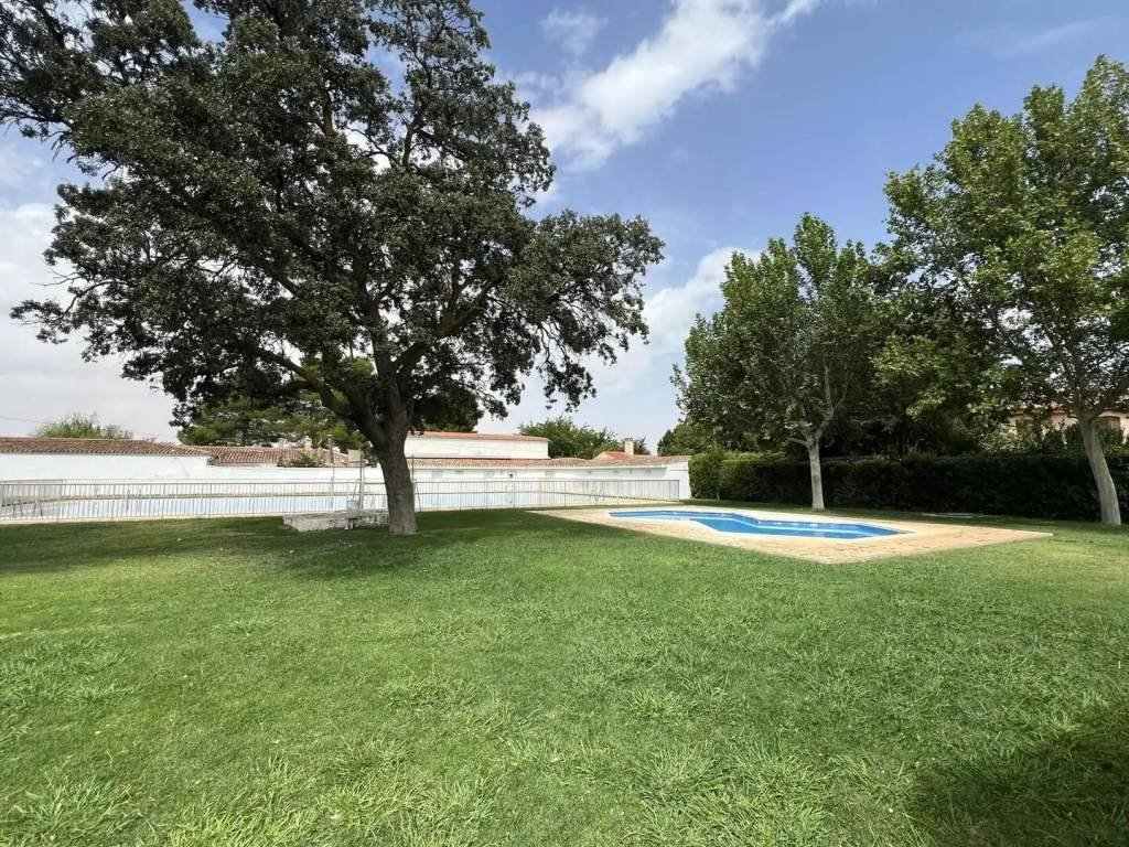 Casa de 350 m² en Albacete