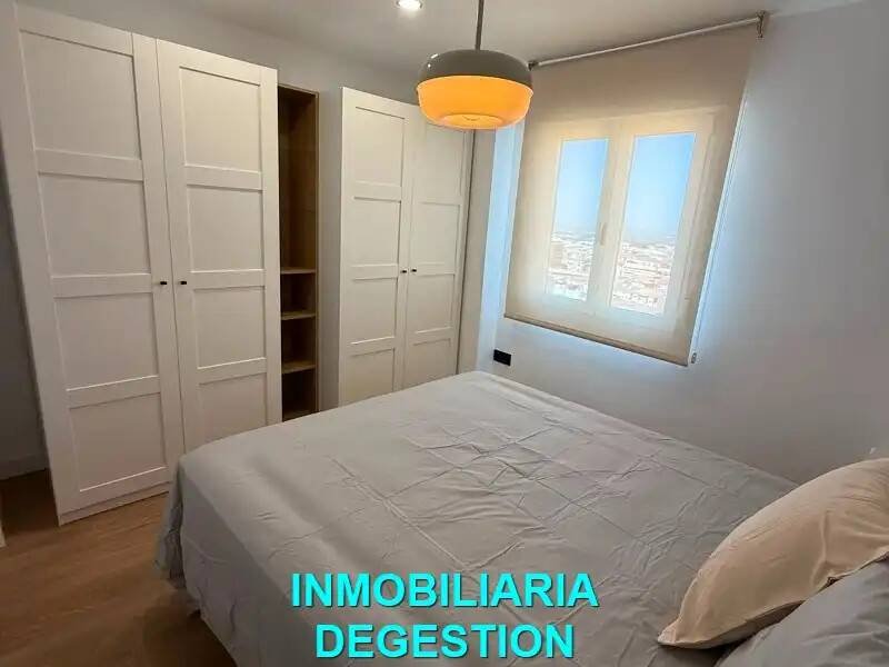 Piso de 85 m² en Linares