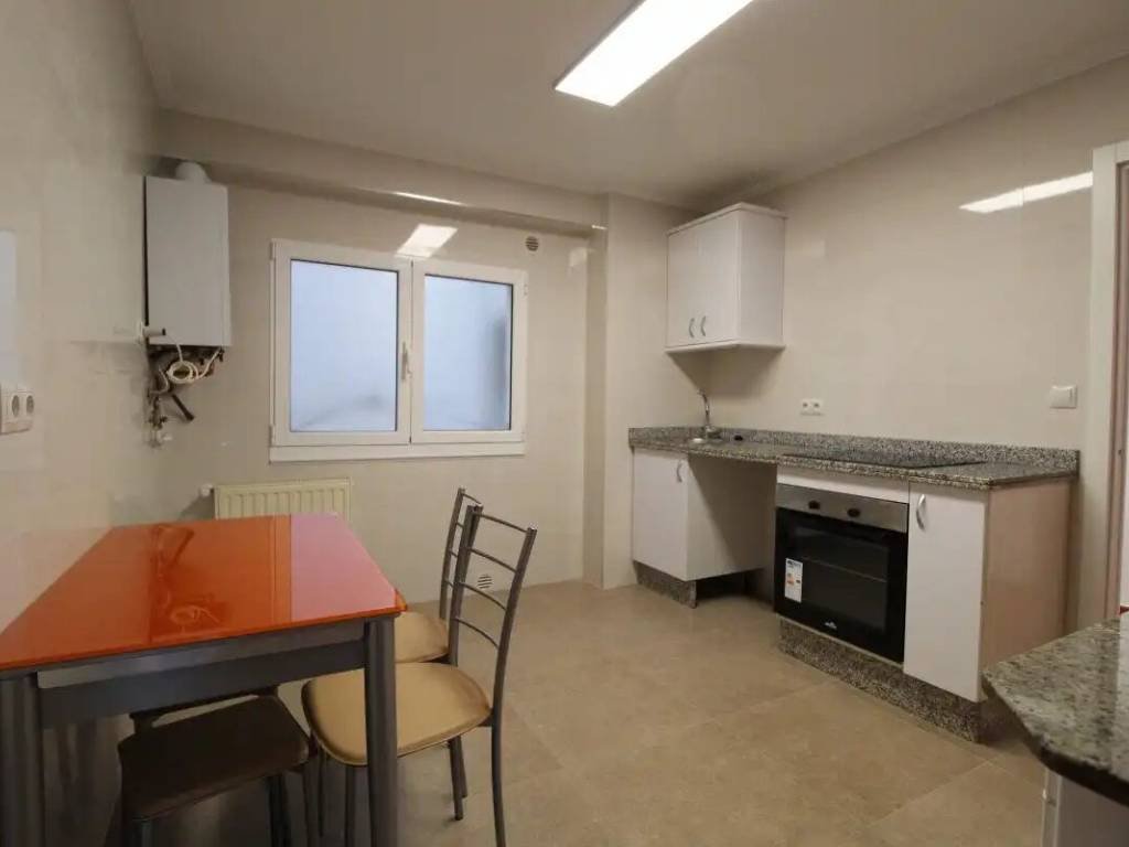 Piso de 80 m² en Gijón
