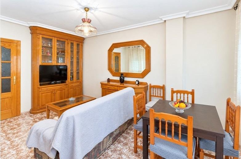 Piso de 100 m² en Orihuela