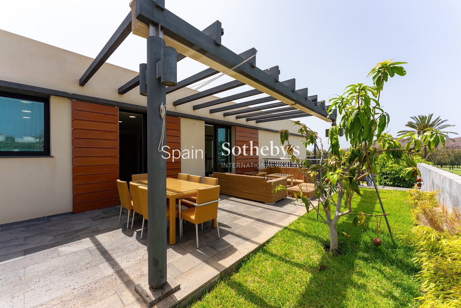 Casa de 742 m² en Arona