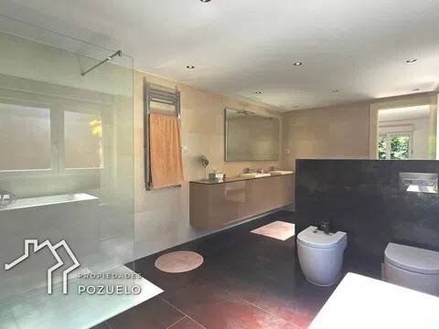 Maison 370 m² à Pozuelo de Alarcón