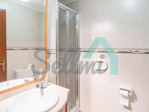 Piso de 107 m² en Oviedo
