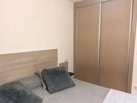 Piso de 70 m² en Ares