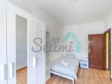 Habitación 92 m², Oviedo