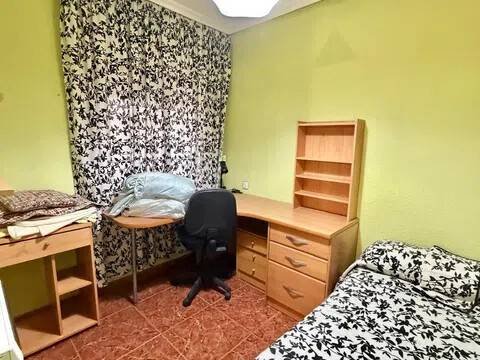 Habitación 110 m², Jaén