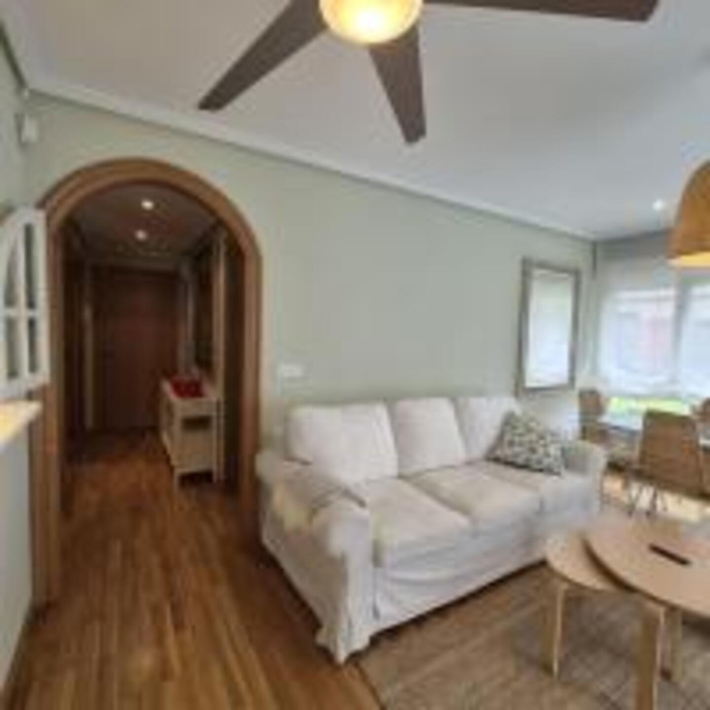 Piso de 50 m² en Oleiros