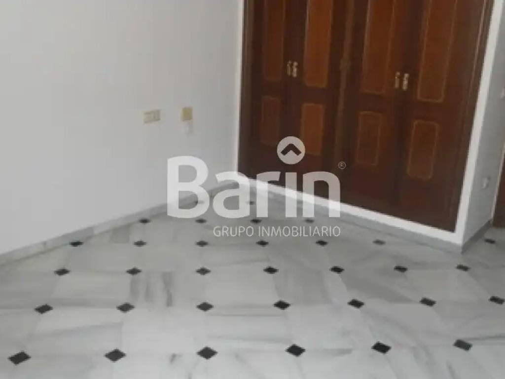Pis de 110 m² a Còrdova