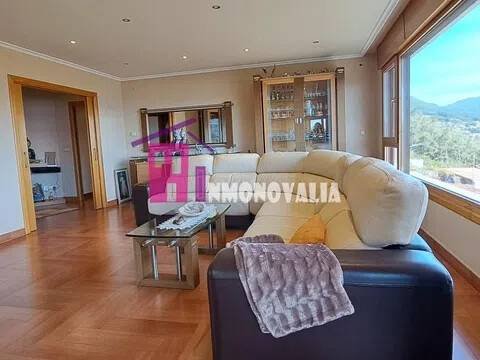 Casa de 180 m² en Moaña