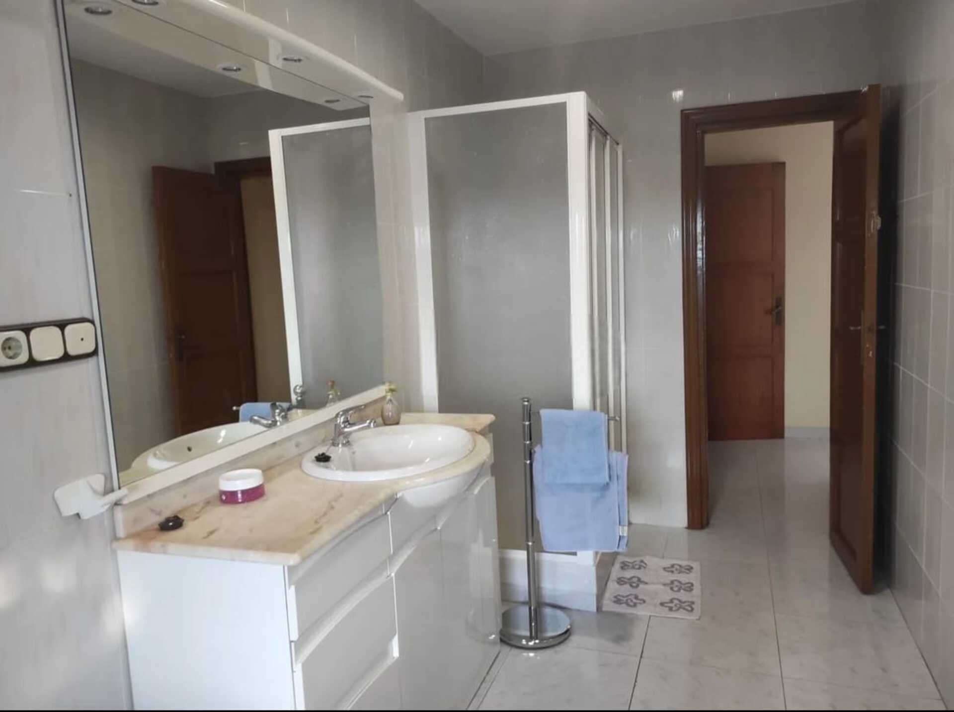 Habitación 120 m², Granada