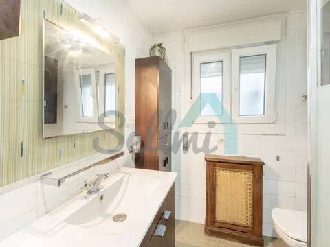 Piso de 80 m² en Oviedo