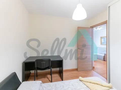 Pis de 85 m² a Oviedo