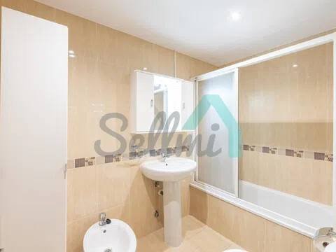 Piso de 103 m² en Oviedo