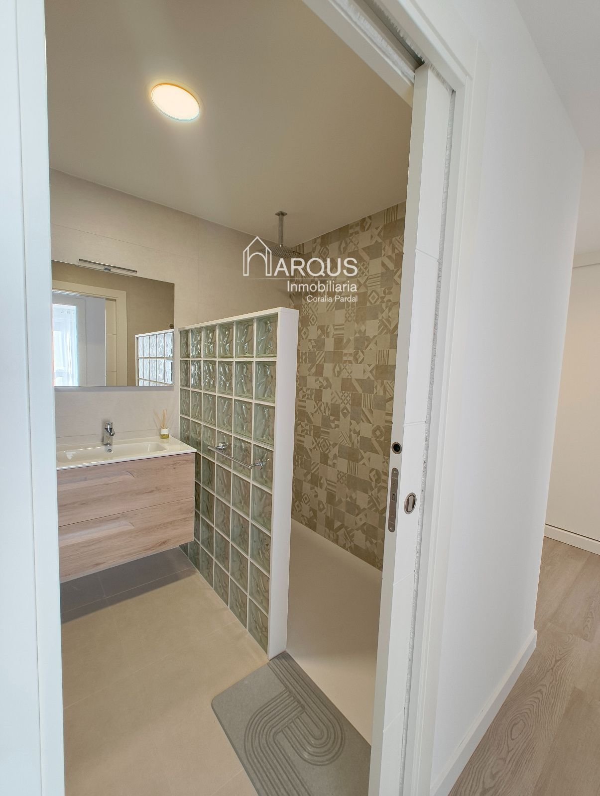Piso de 138 m² en Santiago de Compostela