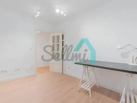 Piso de 166 m² en Oviedo
