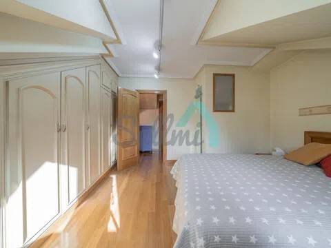 Piso de 69 m² en Oviedo