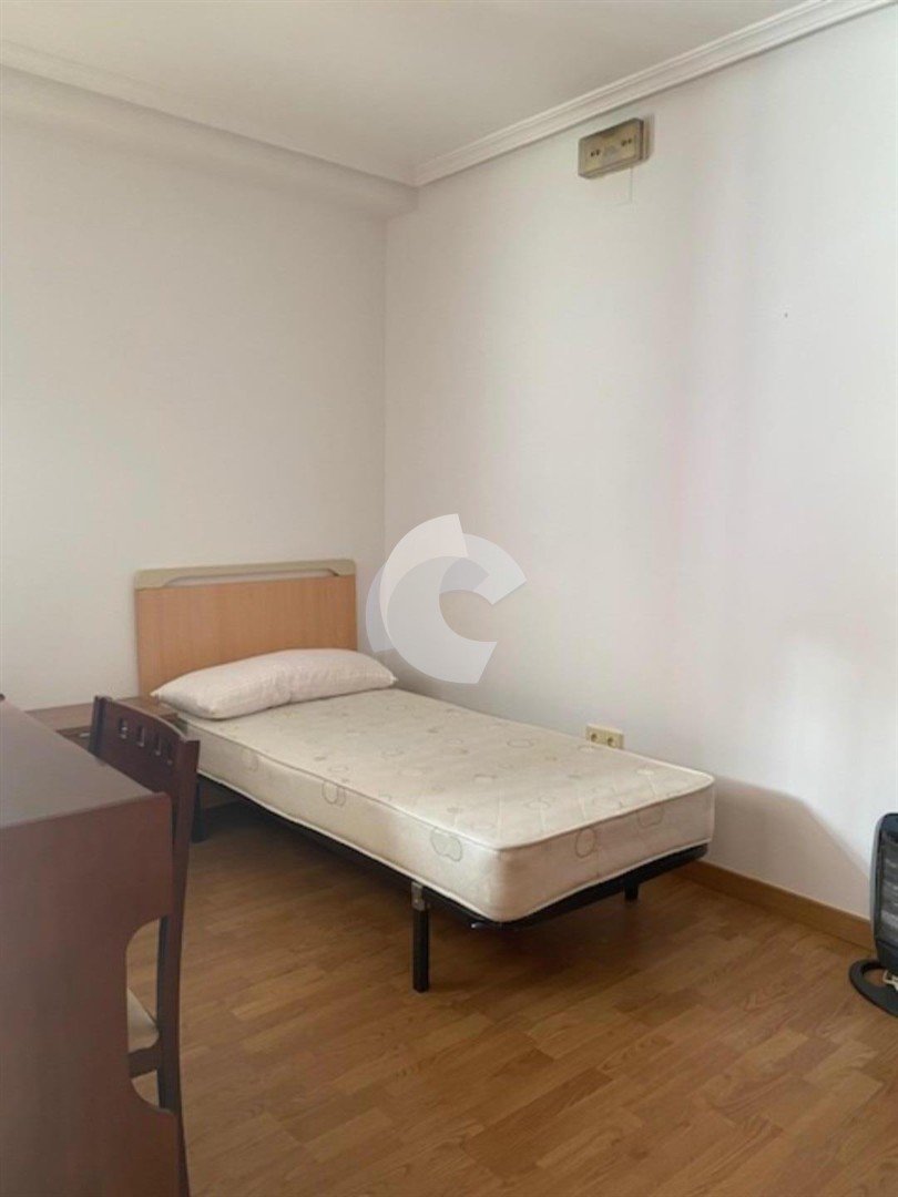 Piso de 175 m² en Ourense