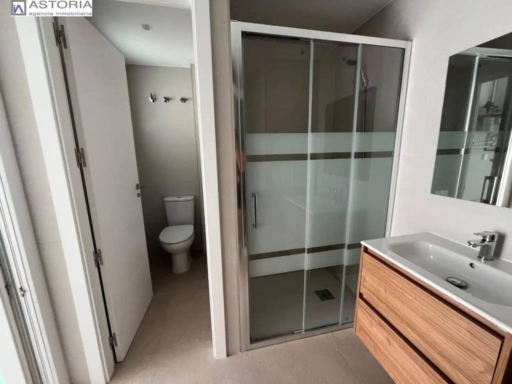 Piso de 150 m² en Granada