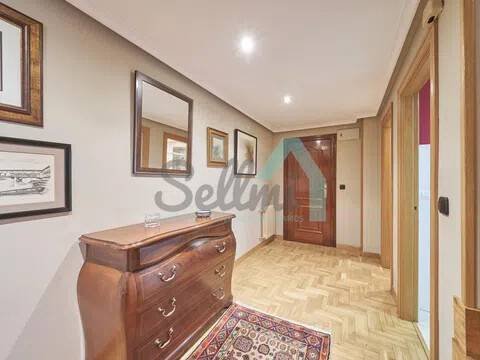 Wohnung 130 m² in Oviedo