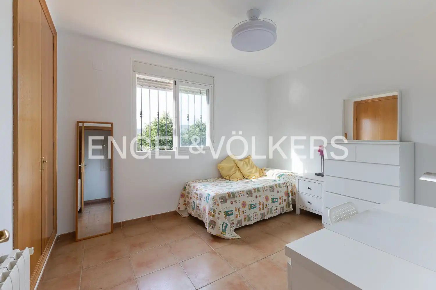 Casa de 350 m² a Petrés