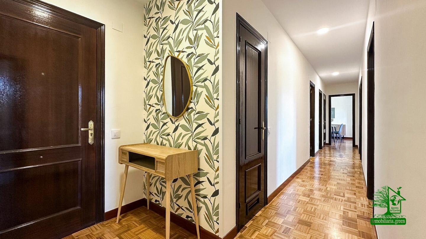 Piso de 94 m² en Oviedo
