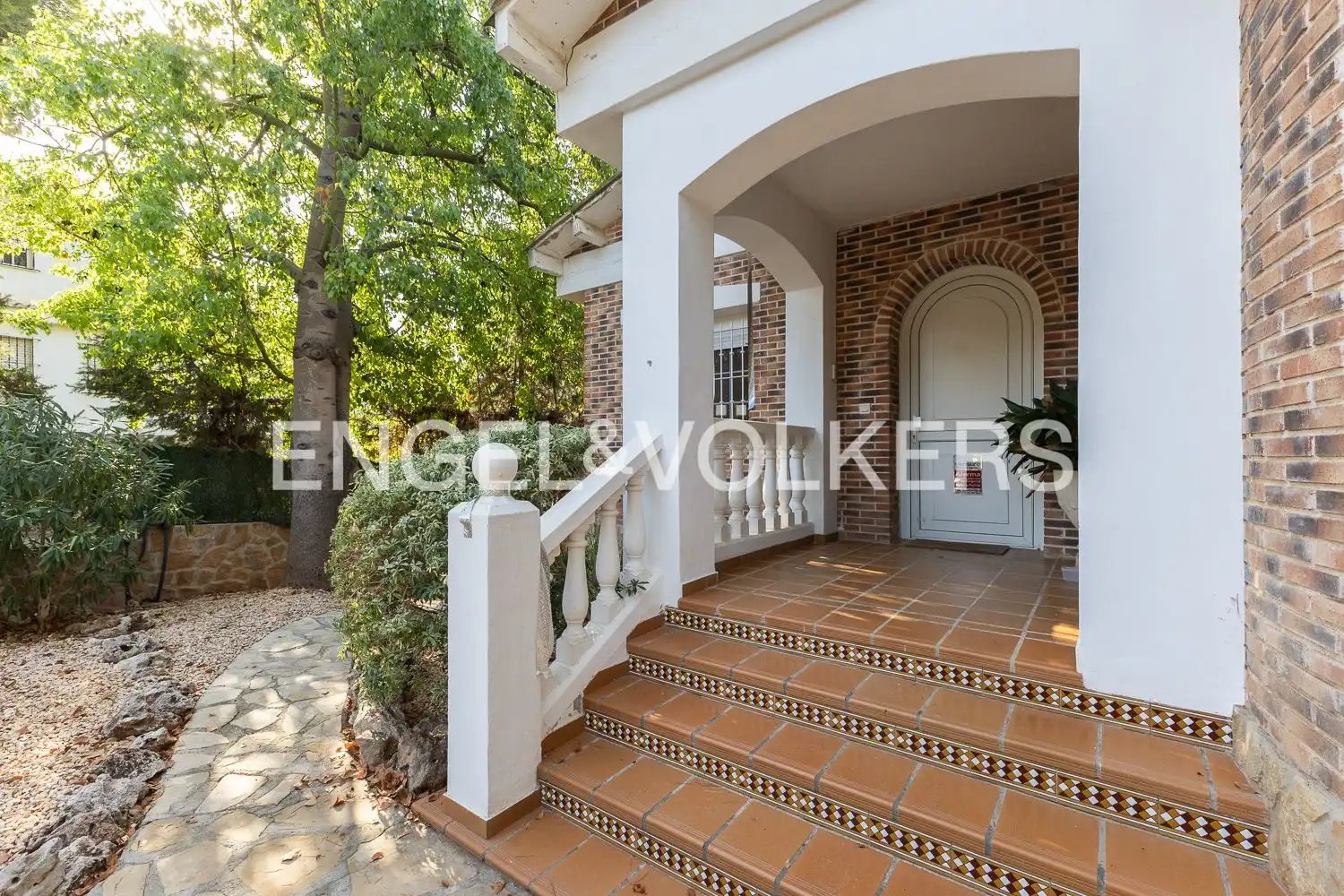 Casa de 238 m² en Paterna