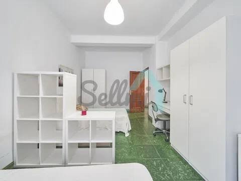 Piso de 146 m² en Oviedo