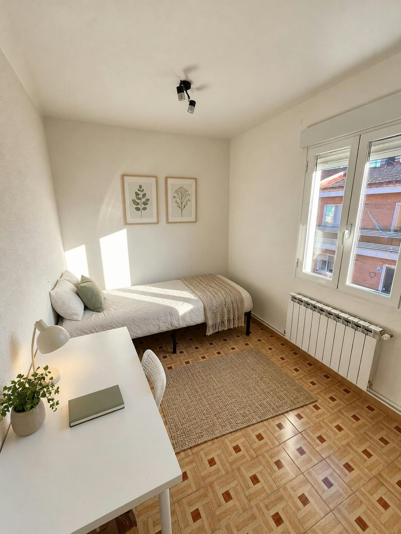 Habitación 75 m², Madrid