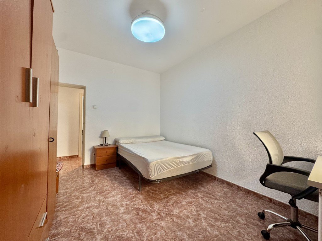 Habitación 18 m², Córdoba