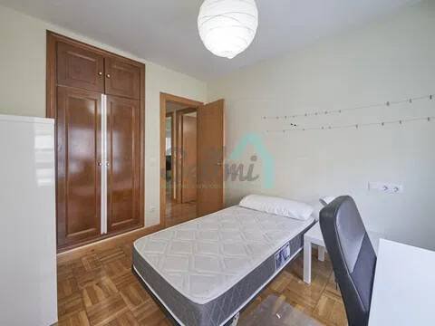 Piso de 85 m² en Oviedo