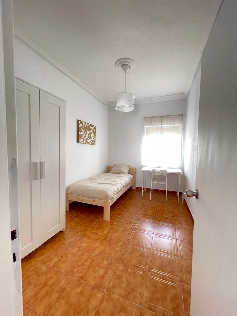 Habitación 80 m², Cáceres