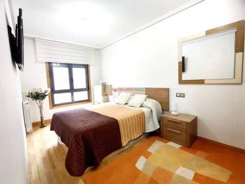 Pis de 64 m² a Oviedo