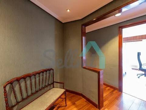 Piso de 122 m² en Oviedo