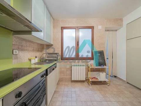 Pis de 84 m² a Oviedo