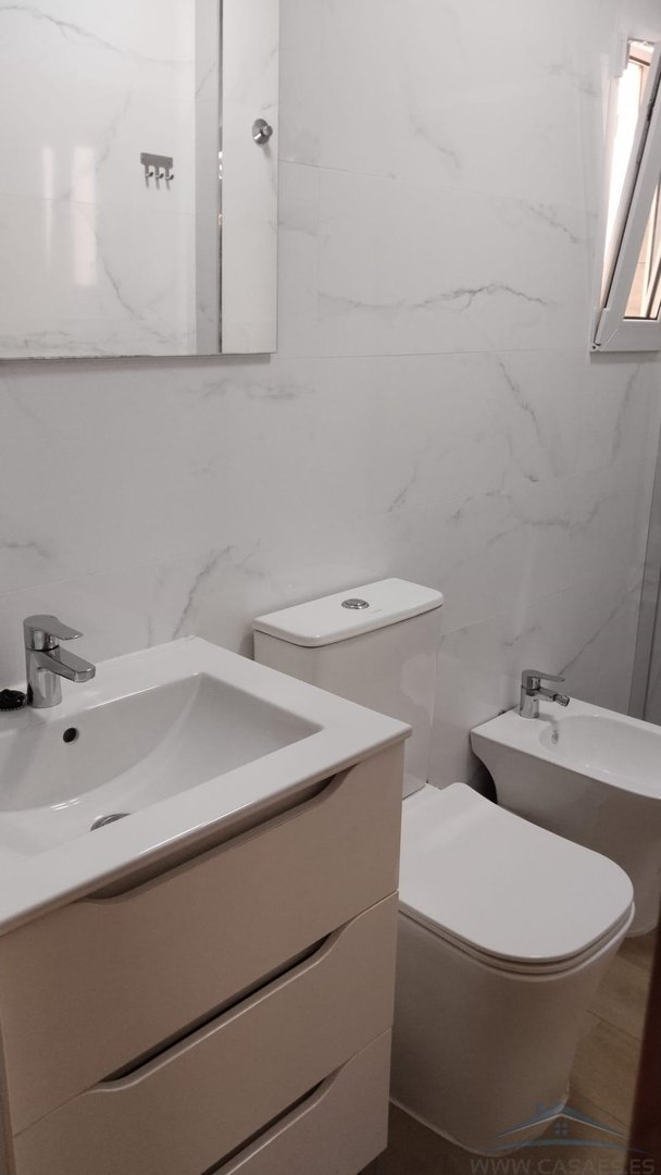 Habitación 140 m², Almería