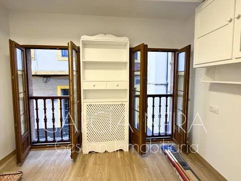 Piso de 78 m² en Oviedo
