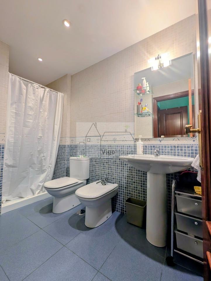 Piso de 90 m² en Vigo