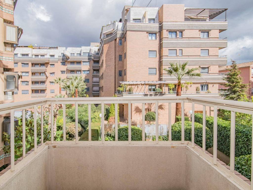 Piso de 111 m² en Granada