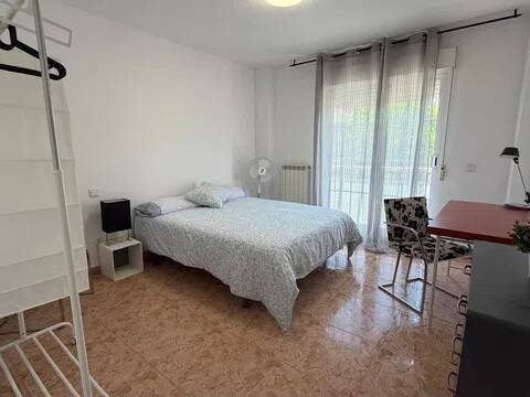 Piso de 100 m² en La Almunia de Doña Godina