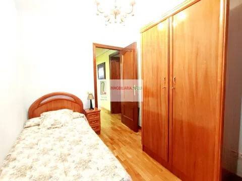 Piso de 113 m² en Oviedo