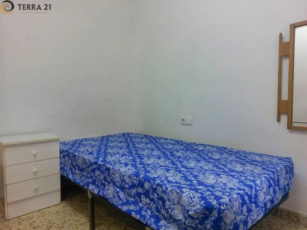 Piso de 100 m² en Jaén