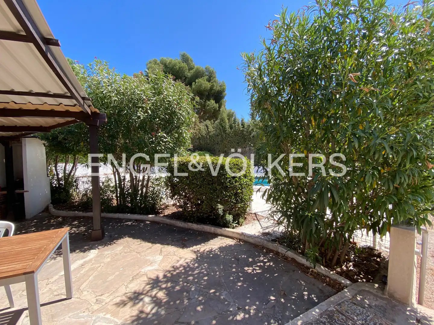 Appartement 380 m² à Nàquera / Náquera
